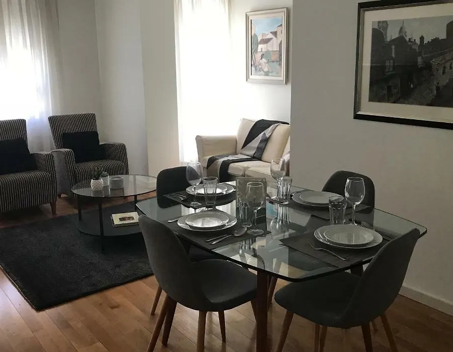 Luxury Apartment T2 - Saldanha-1